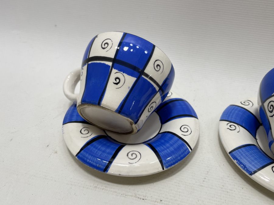 NADİR FORMDA ANTİKA ÇİFT KAHVE FİNCANI