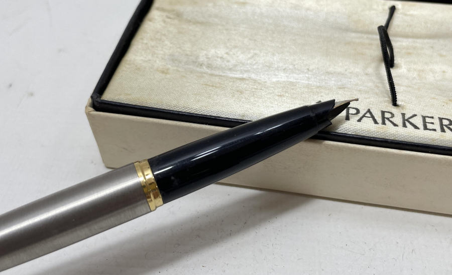 ORJİNAL KUTUSUNDA PARKER MARKA DOLMA KALEM