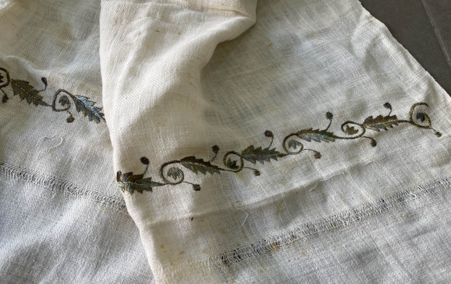 OSMANLI DÖNEMİ GÜMÜŞ SIRMA İŞÇİLİKLİ BÜYÜK BOY HAVLU - PEŞKİR