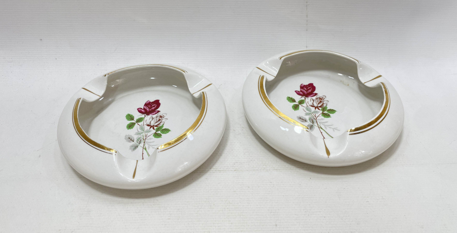 SÜMERBANK YAPIMI ÇİFT PORSELEN KÜLLÜK