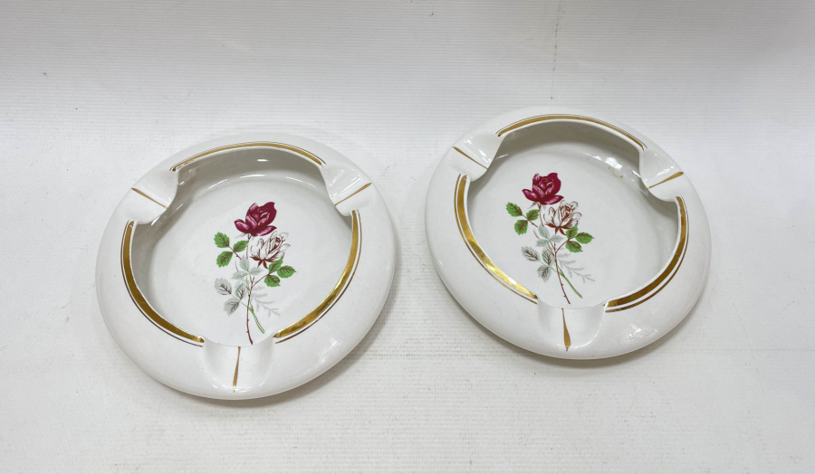 SÜMERBANK YAPIMI ÇİFT PORSELEN KÜLLÜK