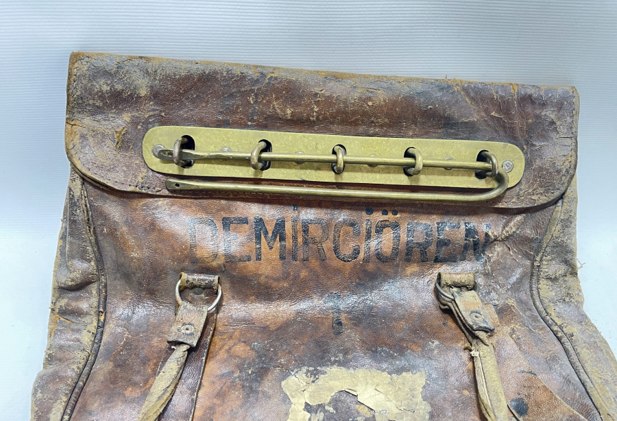 CUMHURİYET BAŞLARI ÇOK NADİR TCDD PARA TAŞIMA ÇANTASI