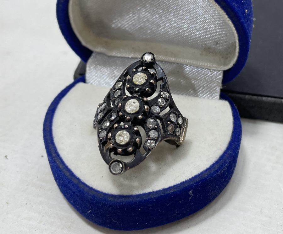 ELMAS TAŞLI BÜYÜK BOY ÖZEL YAPIM MEKİK YÜZÜK