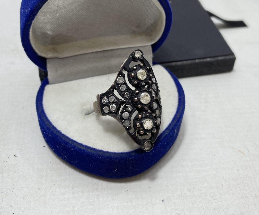 ELMAS TAŞLI BÜYÜK BOY ÖZEL YAPIM MEKİK YÜZÜK