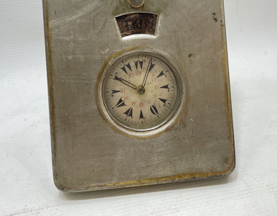 ÇOK NADİR CUMHURİYET BAŞLARI MASA SAATİ