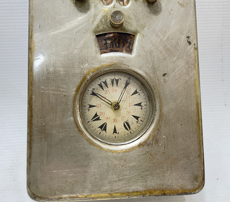 ÇOK NADİR CUMHURİYET BAŞLARI MASA SAATİ