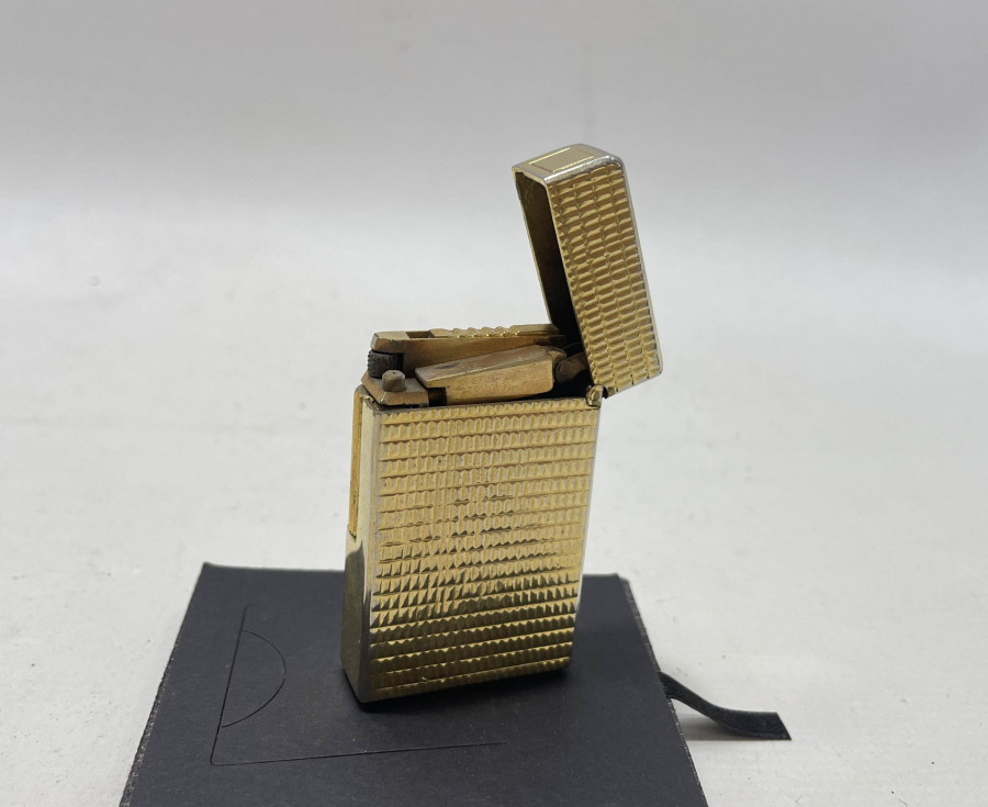 ZENİTH MARKA ALTIN KAPLAMA ANTİKA ÇAKMAK