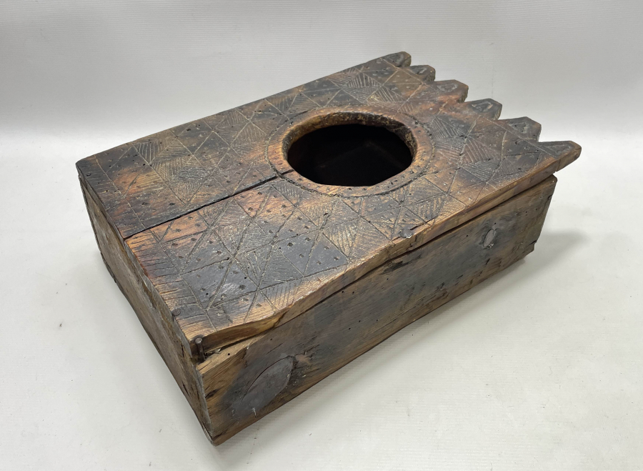 ÜZERİ İŞLEMELİ OSMANLI DÖNEMİ NADİR AHŞAP KUŞ YUVASI