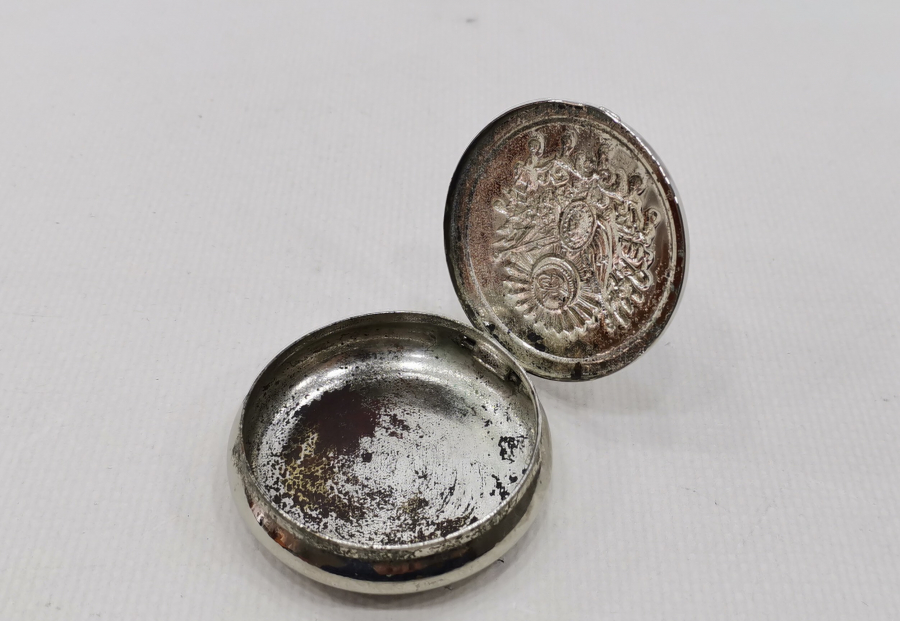 ÜZERİNDE OSMANLI DEVLET ARMASI ARMASI BULUNAN NADİR ENFİYE KUTUSU