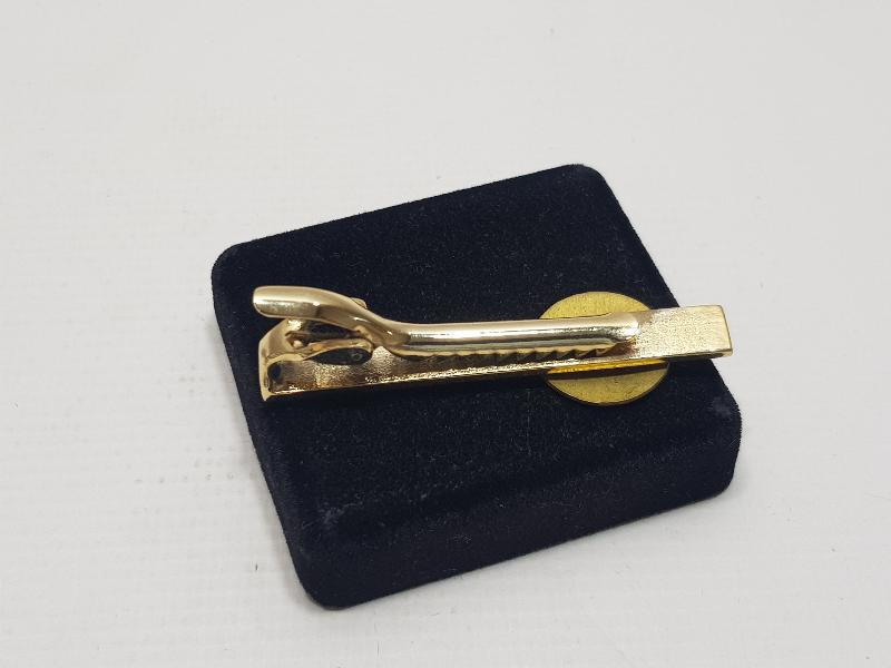 121. JET EĞİTİM FİLOSU KIRAVAT İĞNESİ 