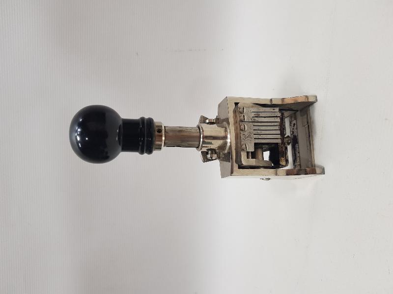 KUTUSUNDA ANTİKA NUMARATÖR