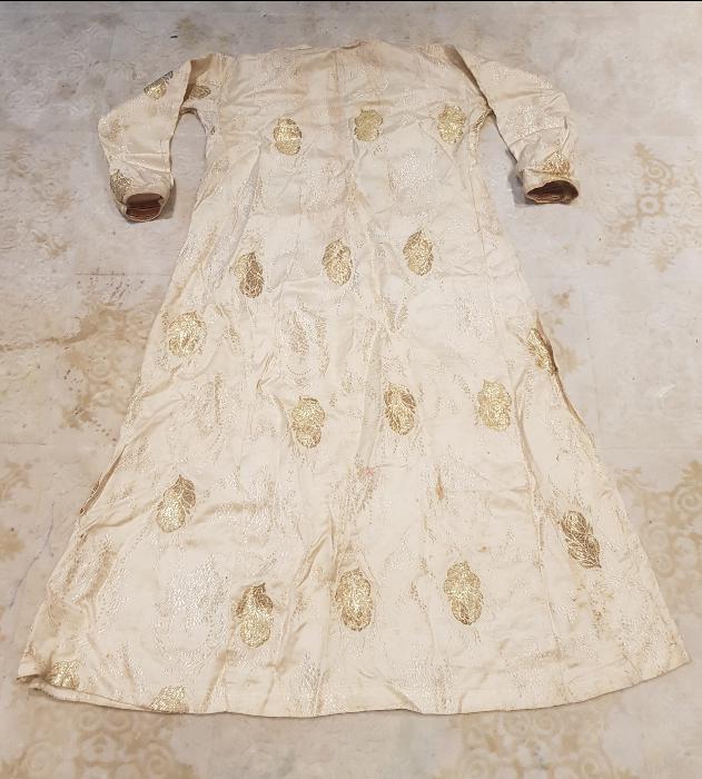 OSMANLI DÖNEMİ ALTIN SIRMA İŞÇİLİKLİ NİŞAN ELBİSESİ