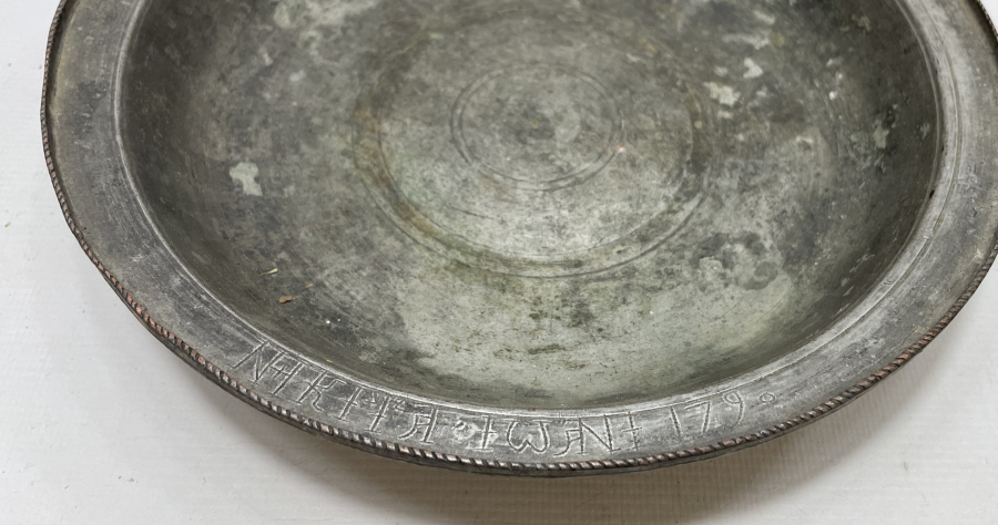 1790 TARİHLİ RUMCA YAZILI OSMANLI DÖNEMİ TUNÇ TABAK