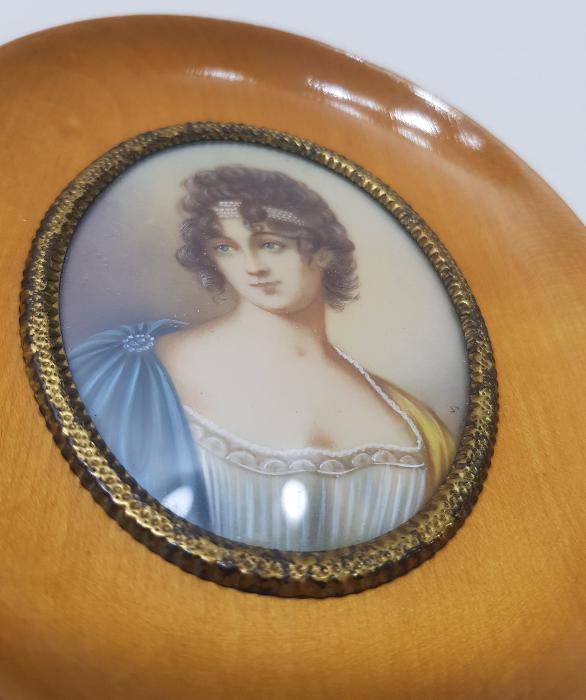 19. YÜZYIL EL ÇİZİMİ İMZALI FRANSIZ MADAM RECAMIER MİNYATÜR RESİM