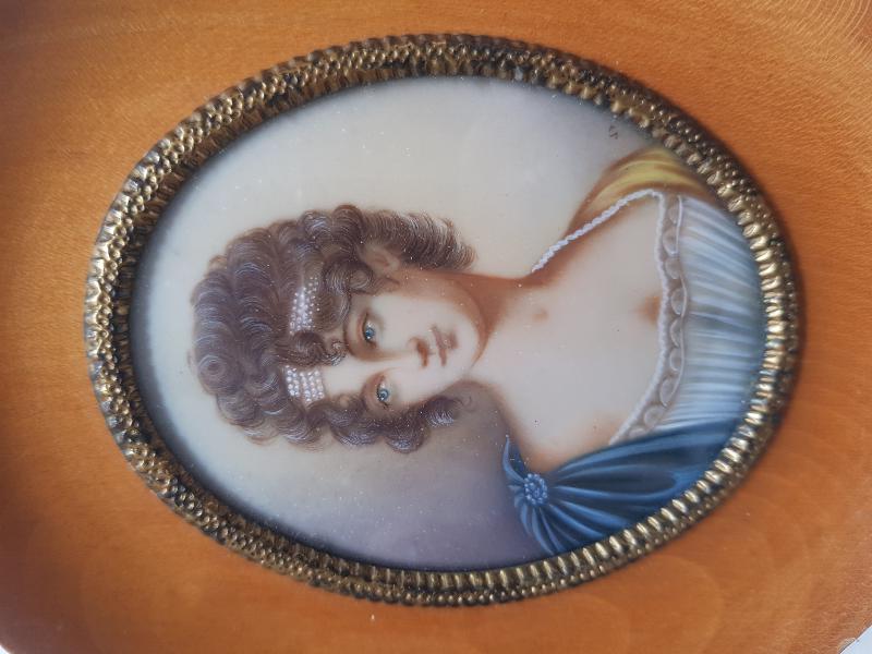 19. YÜZYIL EL ÇİZİMİ İMZALI FRANSIZ MADAM RECAMIER MİNYATÜR RESİM