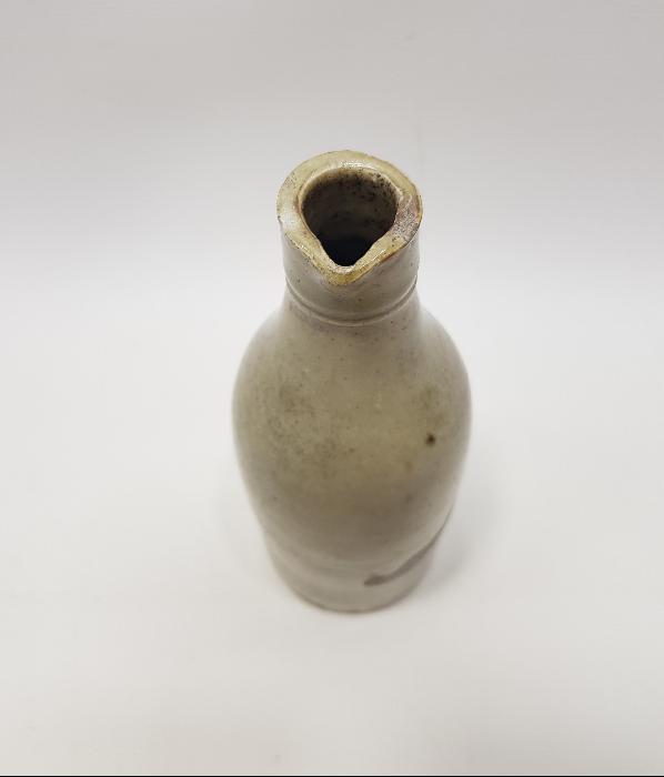 1900'LERDEN FRANSIZ YAPIMI İLAÇ ŞİŞESİ 