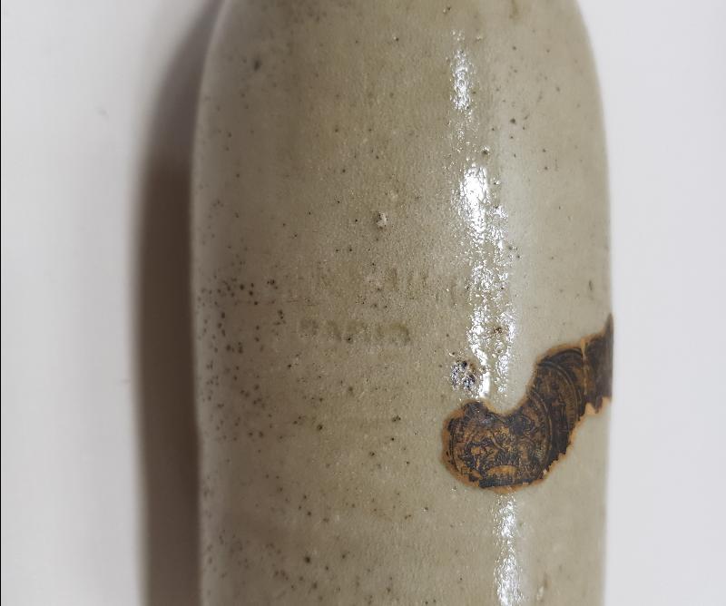 1900'LERDEN FRANSIZ YAPIMI İLAÇ ŞİŞESİ 