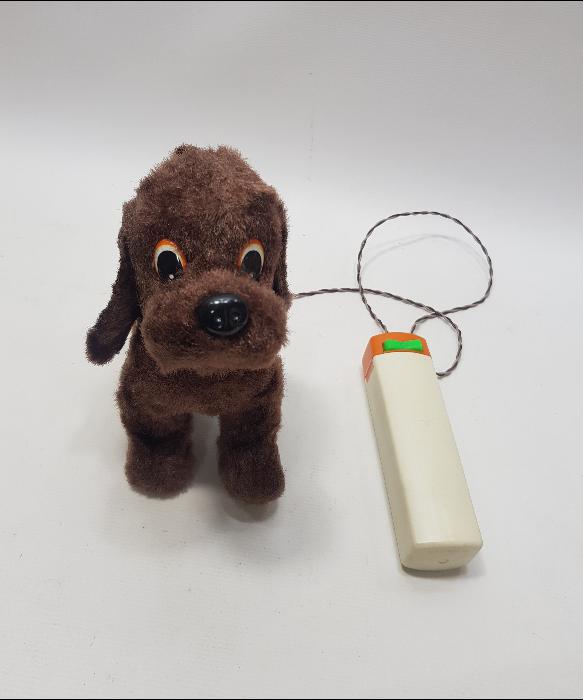 1970'LERDEN JAPON MALI UZAKTAN KUMANDALI OYUNCAK PELUŞ KÖPEK