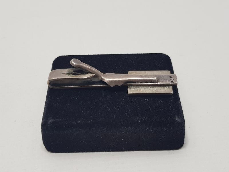 CUMHURBAŞKANLIĞI FORSLU GÜMÜŞ KIRAVAT İĞNESİ 