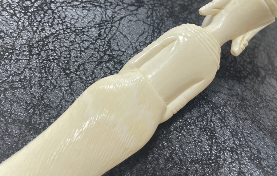 FİLDİŞİNDEN MAMUL EL YAPIMI ANTİKA OBJE