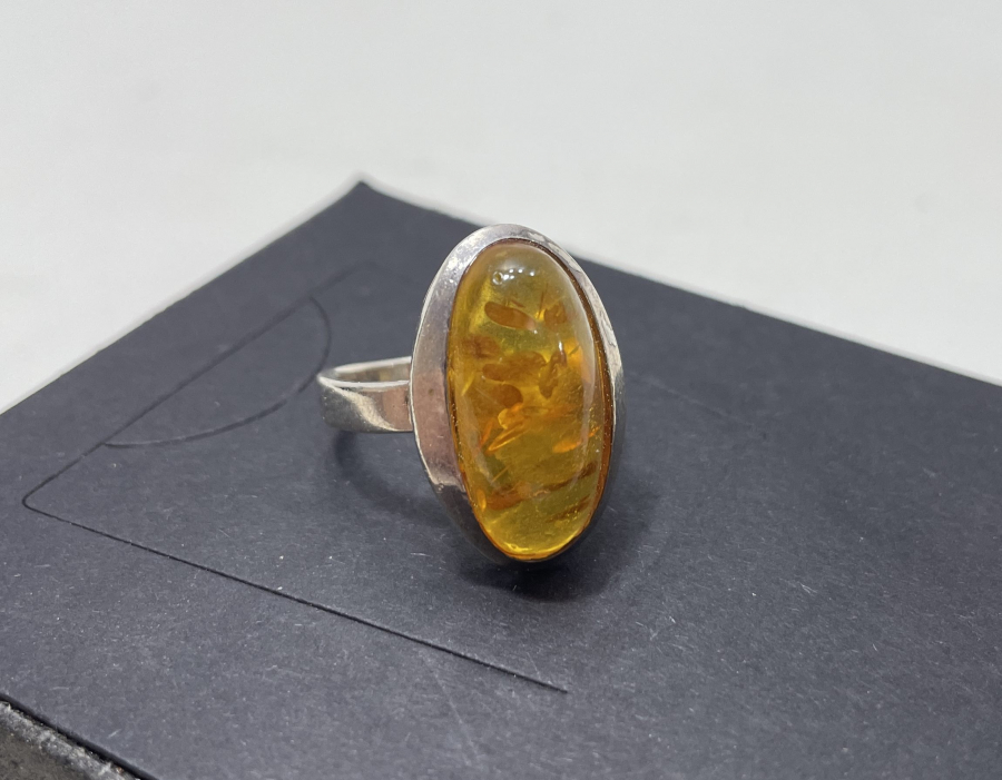 KEHRİBAR TAŞLI GÜMÜŞ YÜZÜK