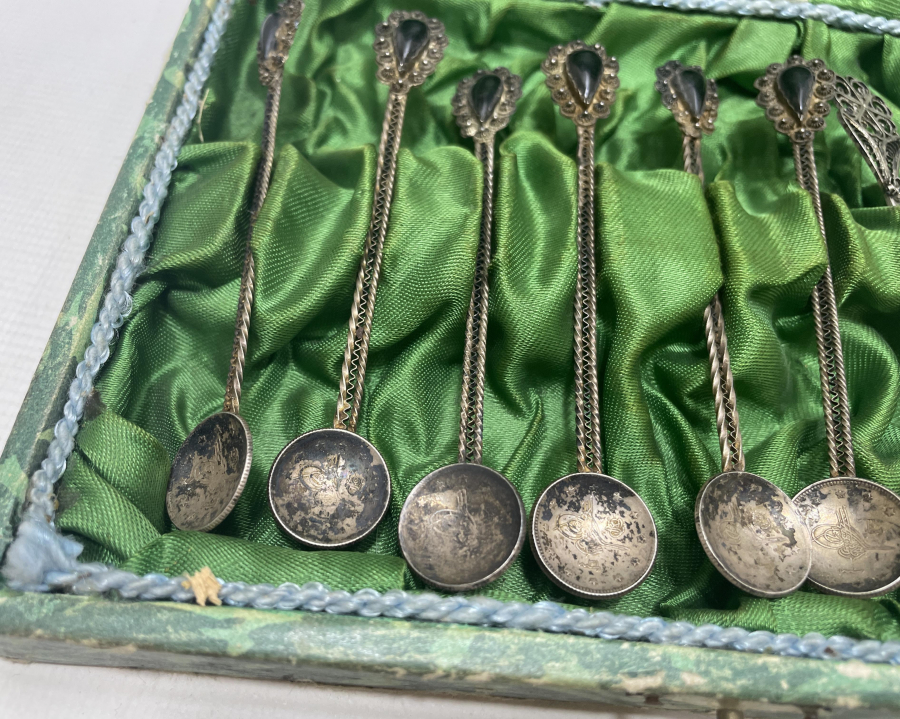 ORJİNAL KUTUSUNDA OSMANLI DÖNEMİ GÜMÜŞ ÇAY SETİ