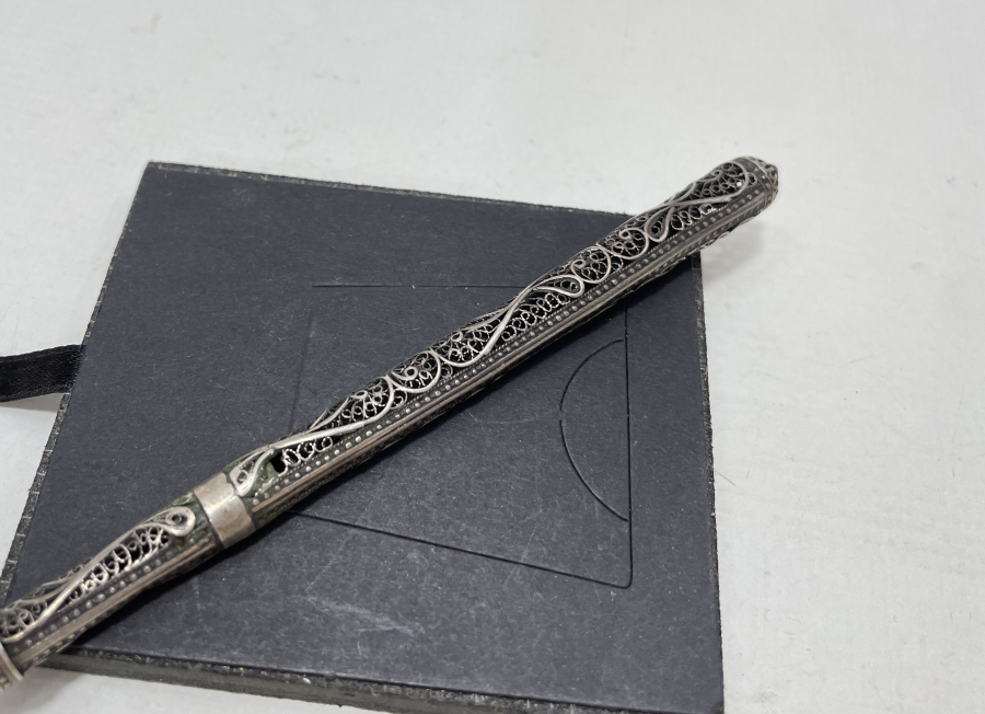 OSMANLI DÖNEMİ ERMENİ USTA DAMGALI TELKARİ İŞÇİLİKLİ GÜMÜŞ DİVİT