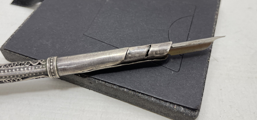 OSMANLI DÖNEMİ ERMENİ USTA DAMGALI TELKARİ İŞÇİLİKLİ GÜMÜŞ DİVİT