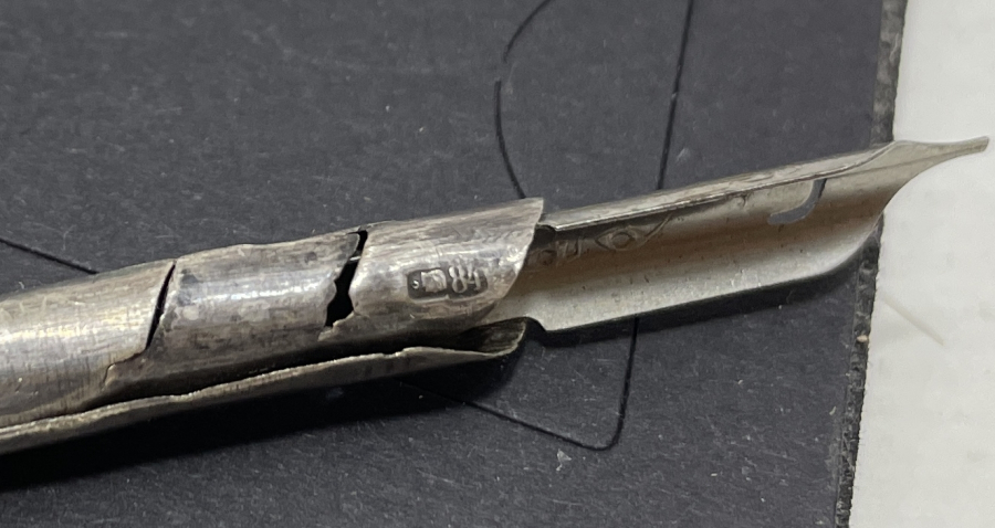 OSMANLI DÖNEMİ ERMENİ USTA DAMGALI TELKARİ İŞÇİLİKLİ GÜMÜŞ DİVİT