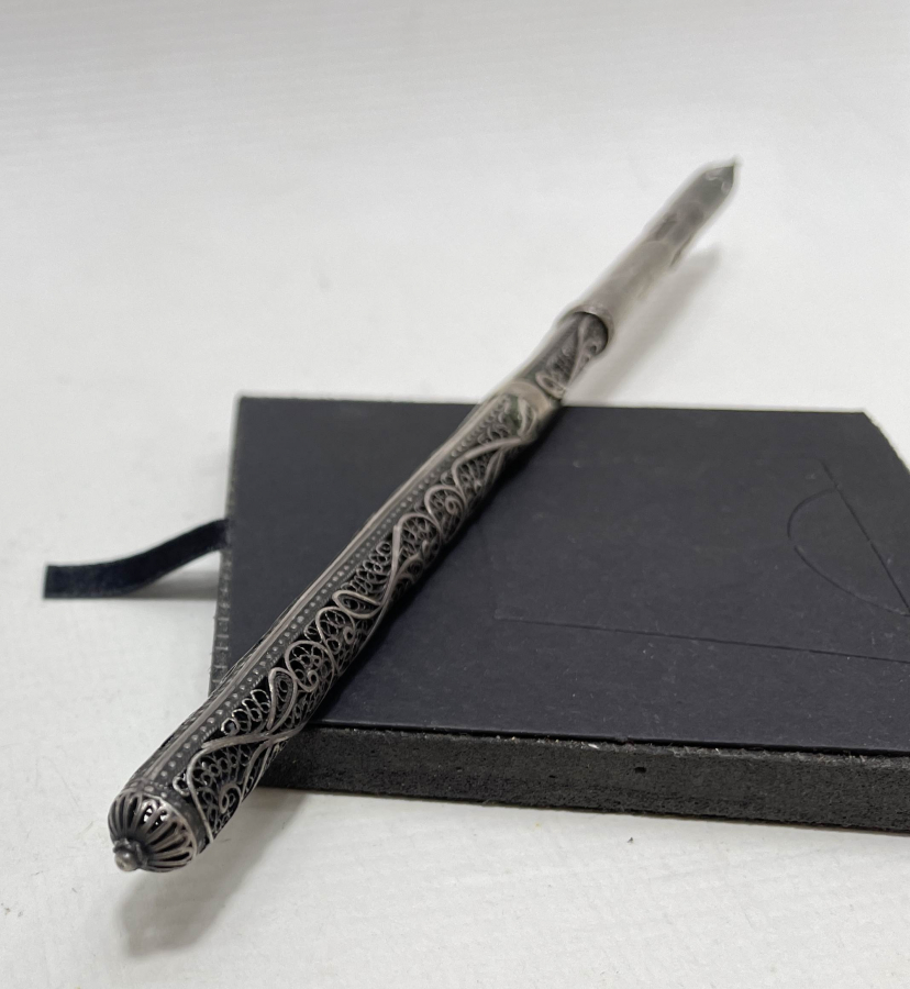 OSMANLI DÖNEMİ ERMENİ USTA DAMGALI TELKARİ İŞÇİLİKLİ GÜMÜŞ DİVİT