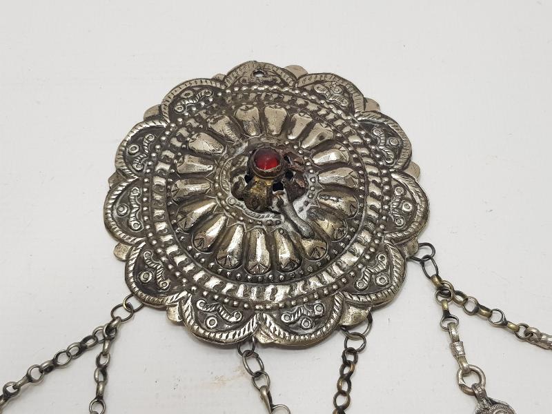 OSMANLI DÖNEMİ FARKLI FORMDA KADIN TEPELİĞİ