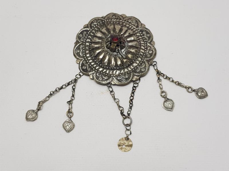 OSMANLI DÖNEMİ FARKLI FORMDA KADIN TEPELİĞİ