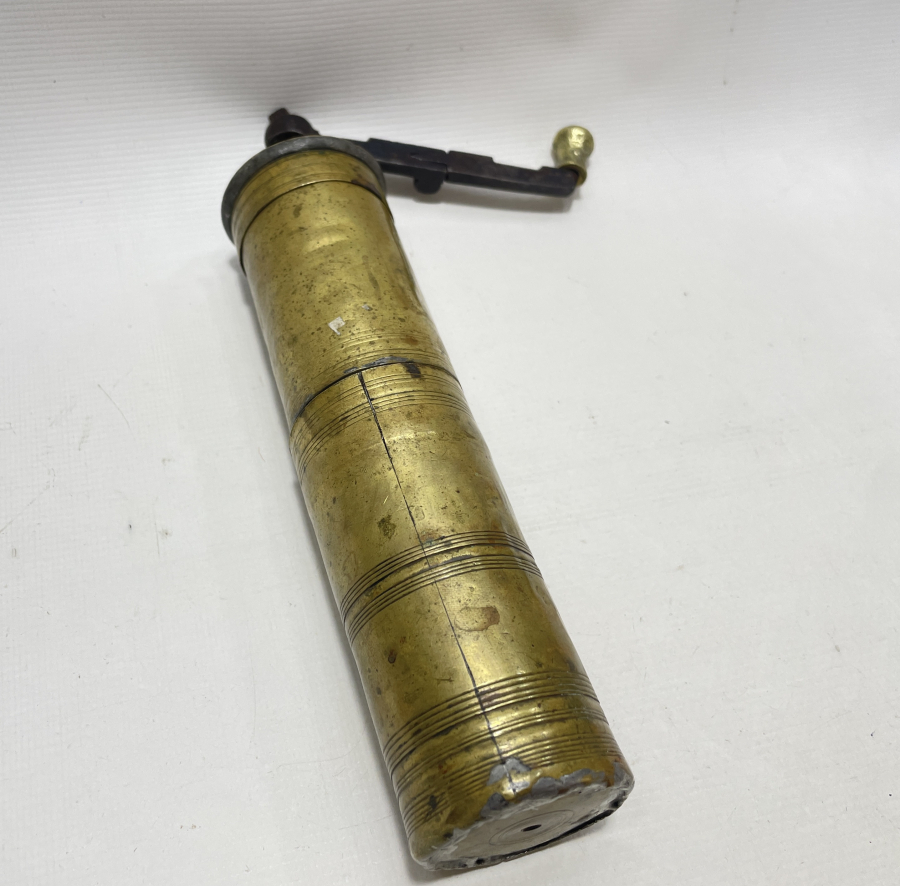 OSMANLI DÖNEMİ ÜZERİ DAMGALI KAHVE DEĞİRMENİ