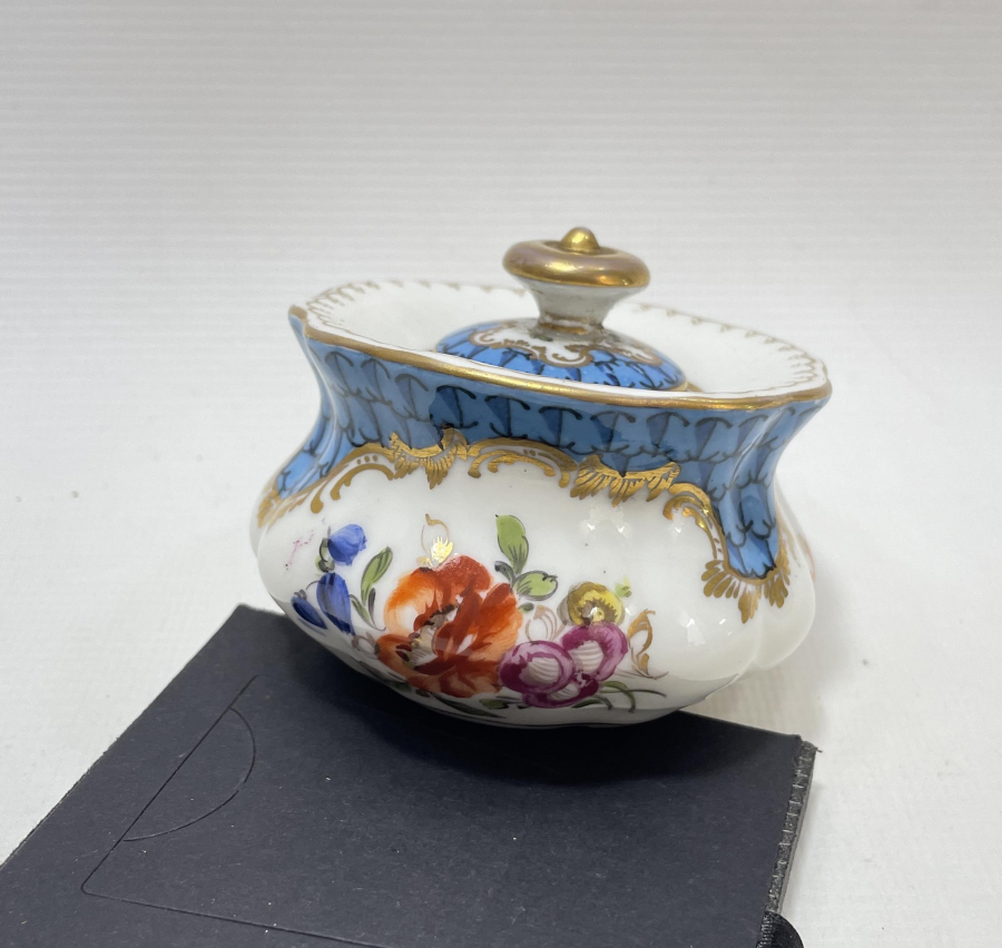 OSMANLI DÖNEMİ ÜZERİ EL BOYAMA VİEN KAPAKLI HOKKA