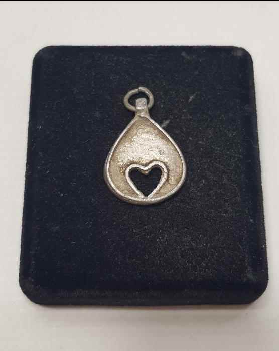 OSMANLI DÖNEMİ İZMİR LEVANTEN İŞİ KALP FORMLU GÜMÜŞ KOLYE UCU