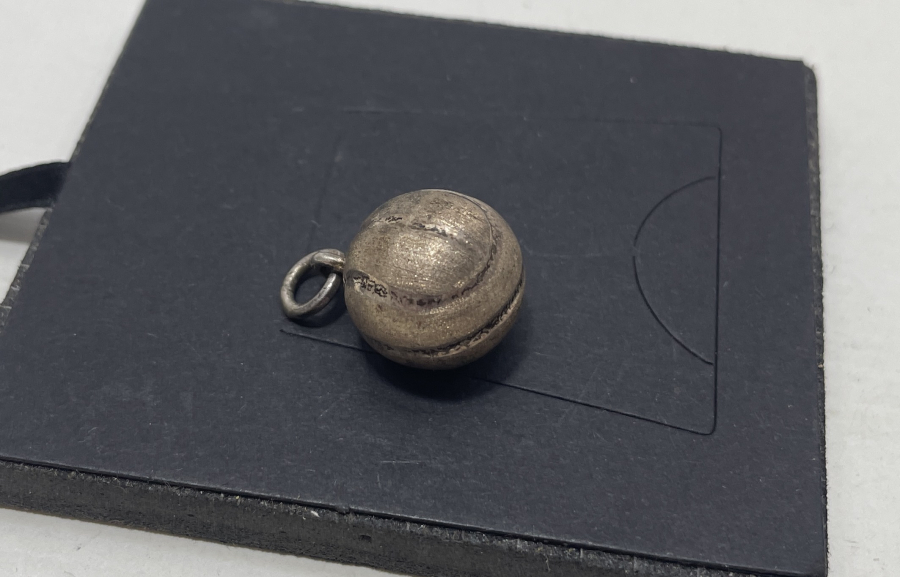 TOP FORMUNDA ÇINGIRAKLI KOLYE UCU