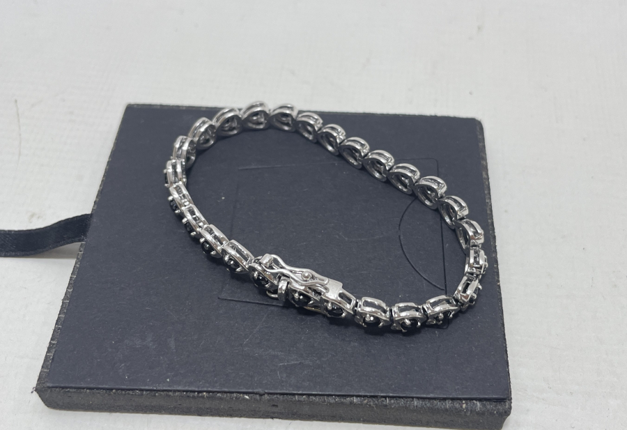 YAKUT TAŞLI GÜMÜŞ BİLEKLİK