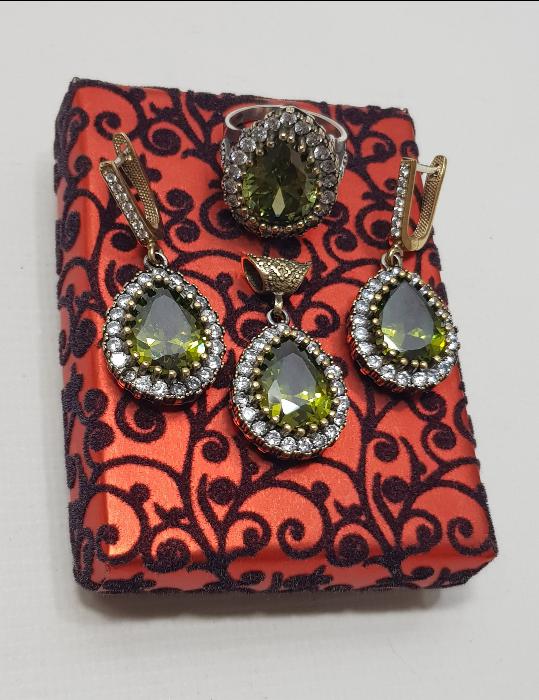 YEŞİM TAŞLI GÜMÜŞ TAKI SETİ