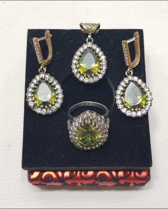 YEŞİM TAŞLI GÜMÜŞ TAKI SETİ