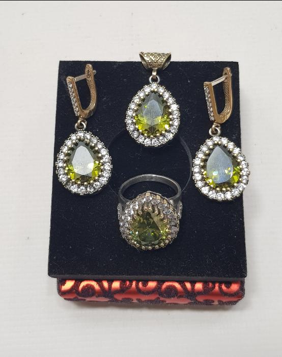 YEŞİM TAŞLI GÜMÜŞ TAKI SETİ