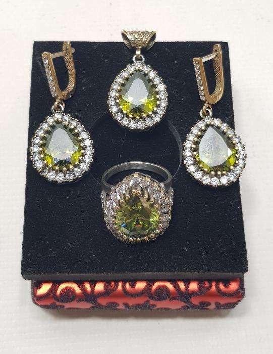 YEŞİM TAŞLI GÜMÜŞ TAKI SETİ