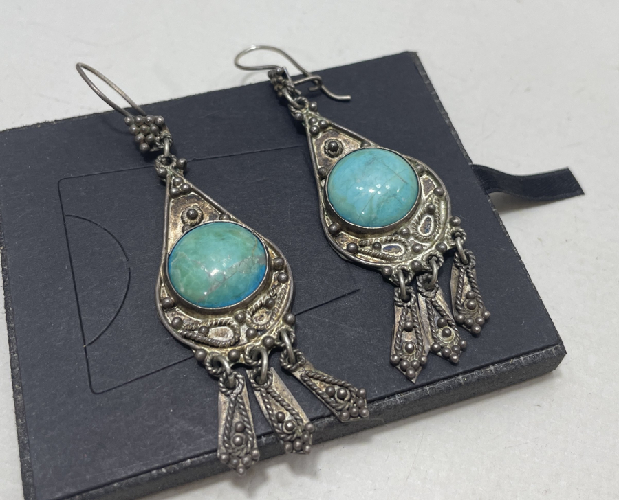 ÖZEL YAPIM GÜHERSE İŞÇİLİKLİ TURKUAZ TAŞLI KÜPE