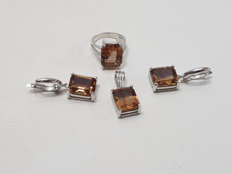 ZULTANİT TAŞLI GÜMÜŞ TAKI SETİ 