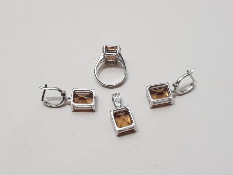 ZULTANİT TAŞLI GÜMÜŞ TAKI SETİ 