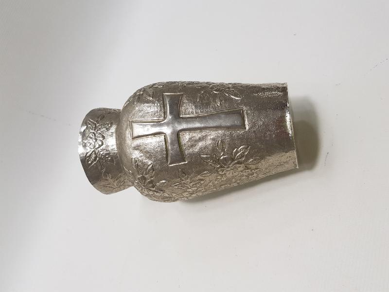 ANTİK GÜMÜŞ KAPLAMA HAÇLI VAZO