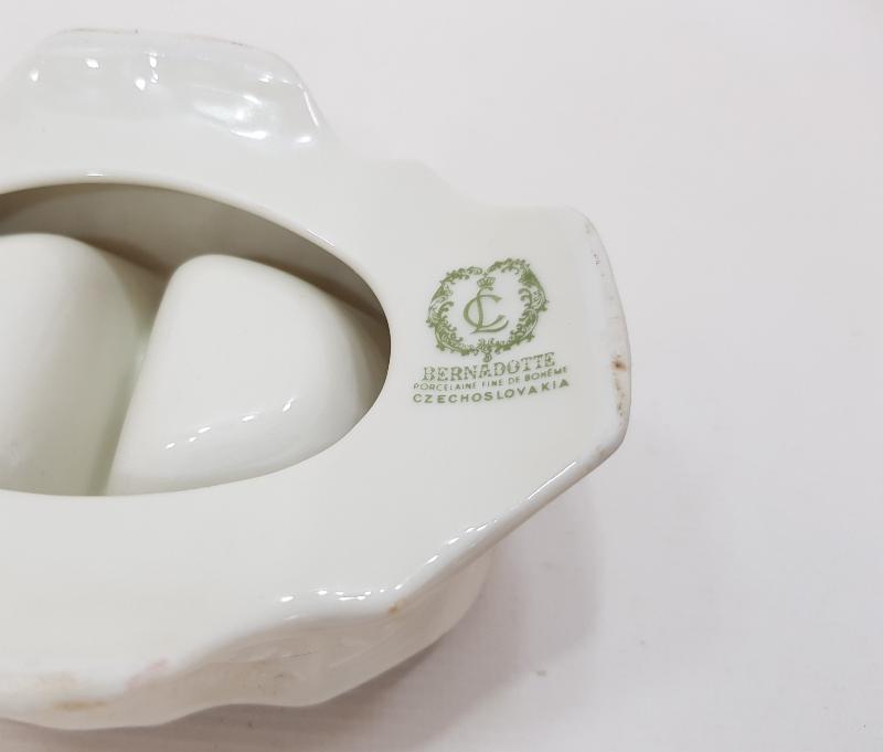 ANTİKA BERNADOTTE PORSELEN SOSLUK