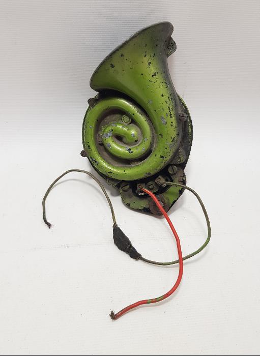 ANTİKA BOSCH MARKA OTOMOBİL KORNASI