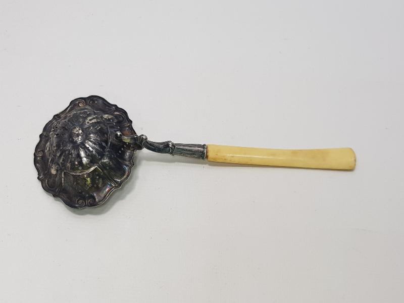 ANTİKA FİL DİŞİ SAPLI GÜMÜŞ SÜZGEÇ