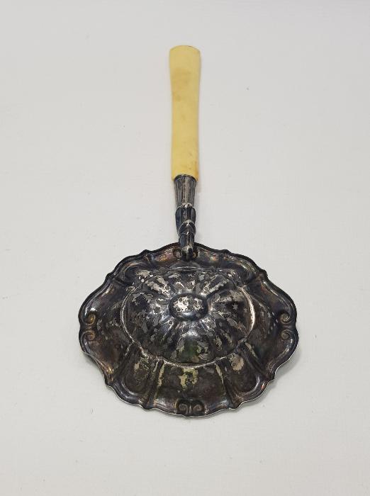 ANTİKA FİL DİŞİ SAPLI GÜMÜŞ SÜZGEÇ