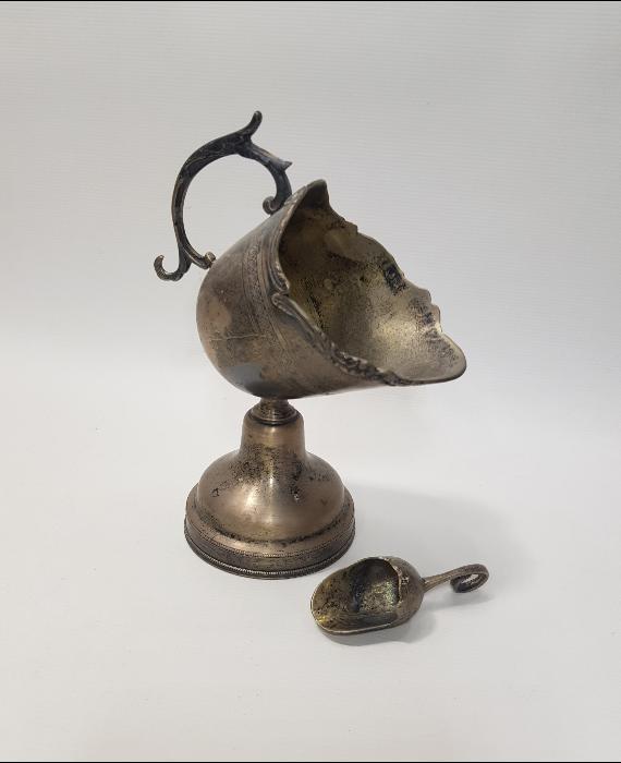 ANTİKA GÜMÜŞ KAPLAMA ŞEKERLİK VE KEPÇESİ